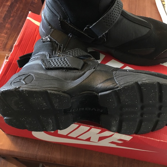 Various Nikes - Picture 5 of 14